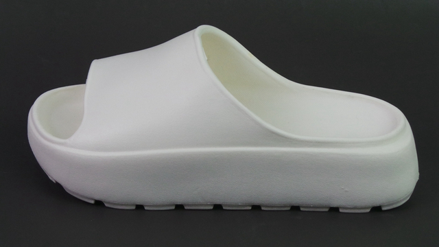 Customized Logo Waterproof Anti-slip Quick-Drying Soft EVA Casual Fashion Flat Slipper 