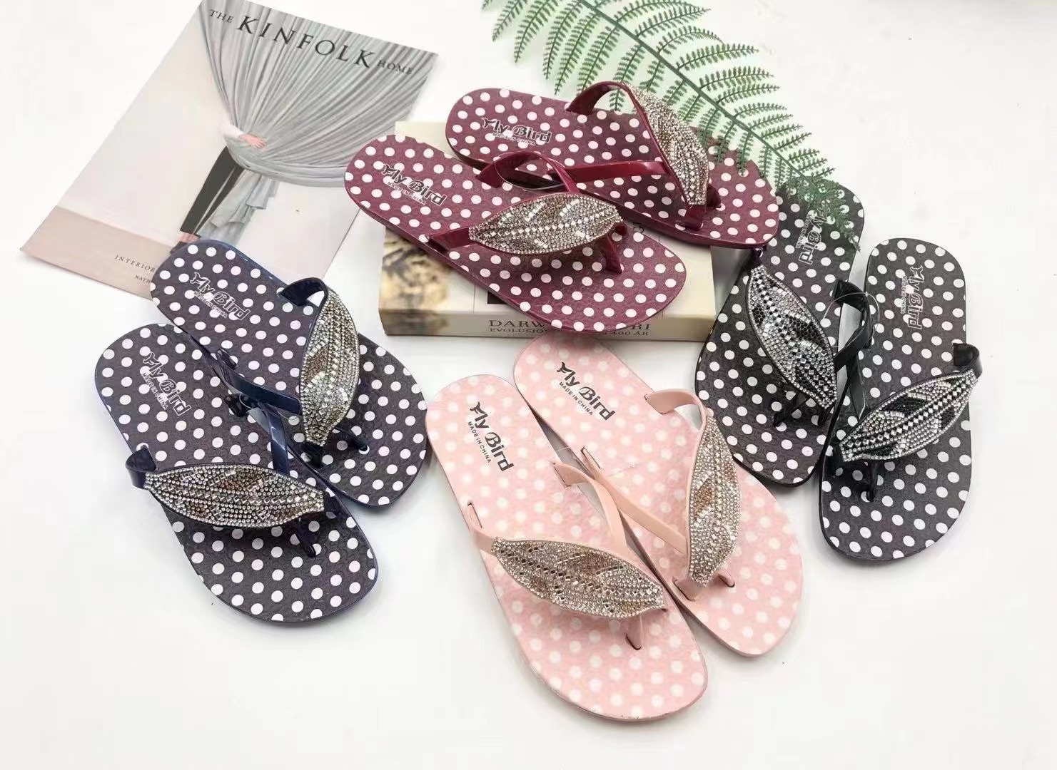 OEM Luxury Beach Outdoor Slipper lady shoes slipper PVC Women Flip Flop