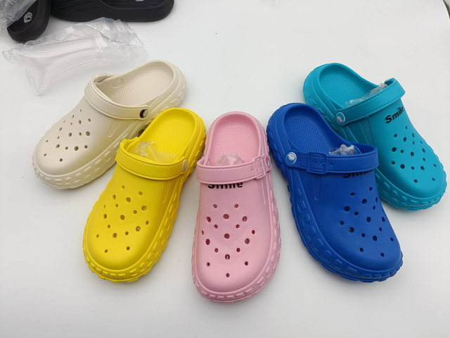 New Arrival Comfortable Soft Summer Outdoor Shoes Injection Outdoor EVA Clogs