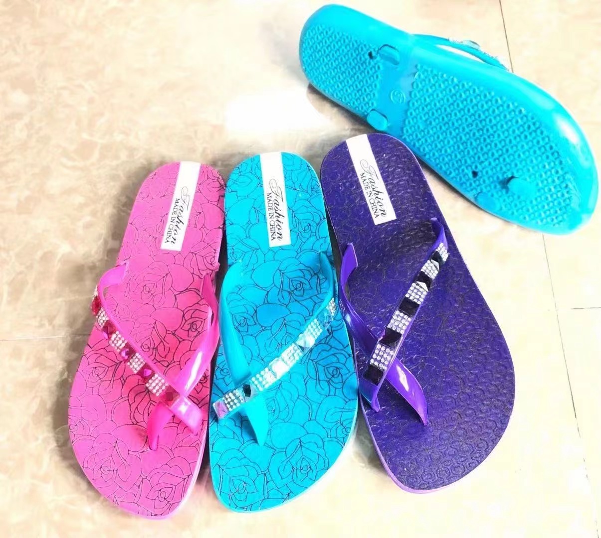 Customized PVC Printing Rubber Material Thongs Slippers Women Summer Slipper