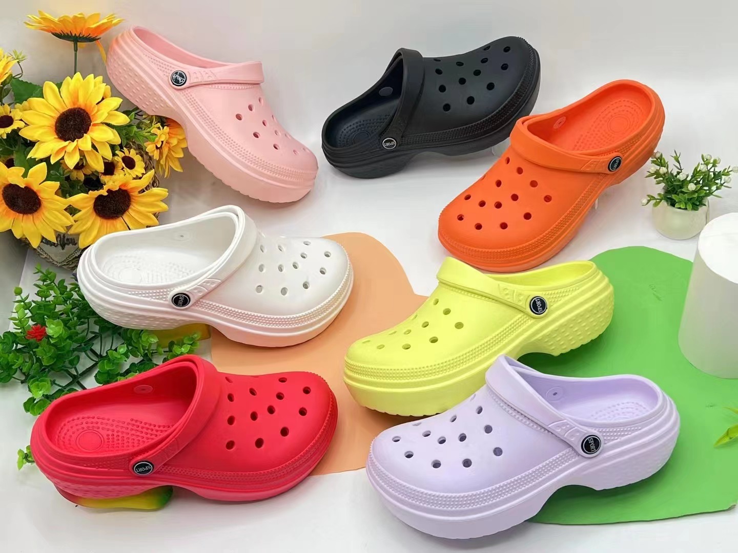 Customized Beach EVA Summer Flat Sandals Designer Unisex-Adult Classic Clogs 