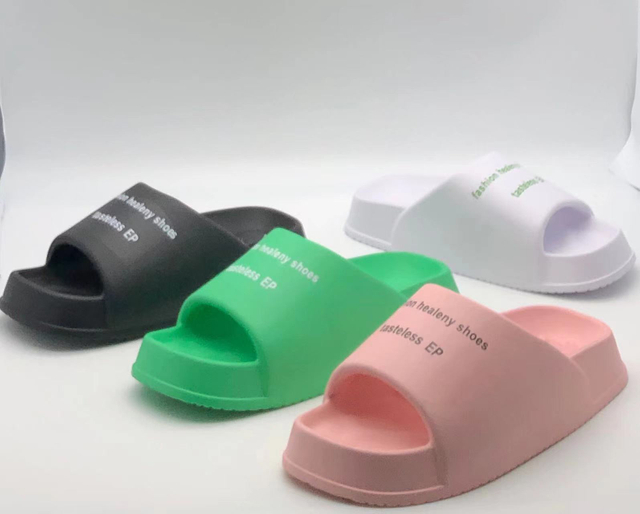 Summer Pillow Cushioned Thick Sole Slides Shower EVA Women Sandals