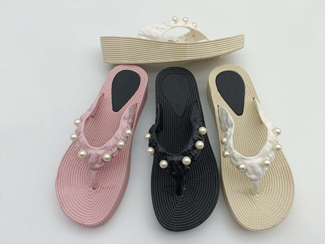 Customized Waterproof Summer Beach Non-slip PVC Women Flip Flops
