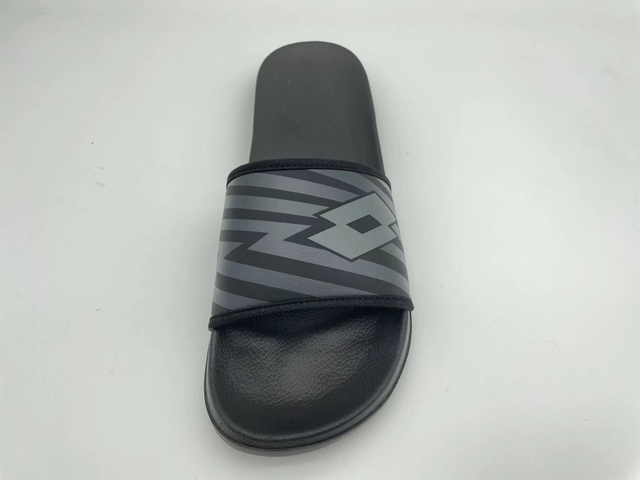 OEM Light Weight Fashion Casual Men EVA Summer Slippers for Men