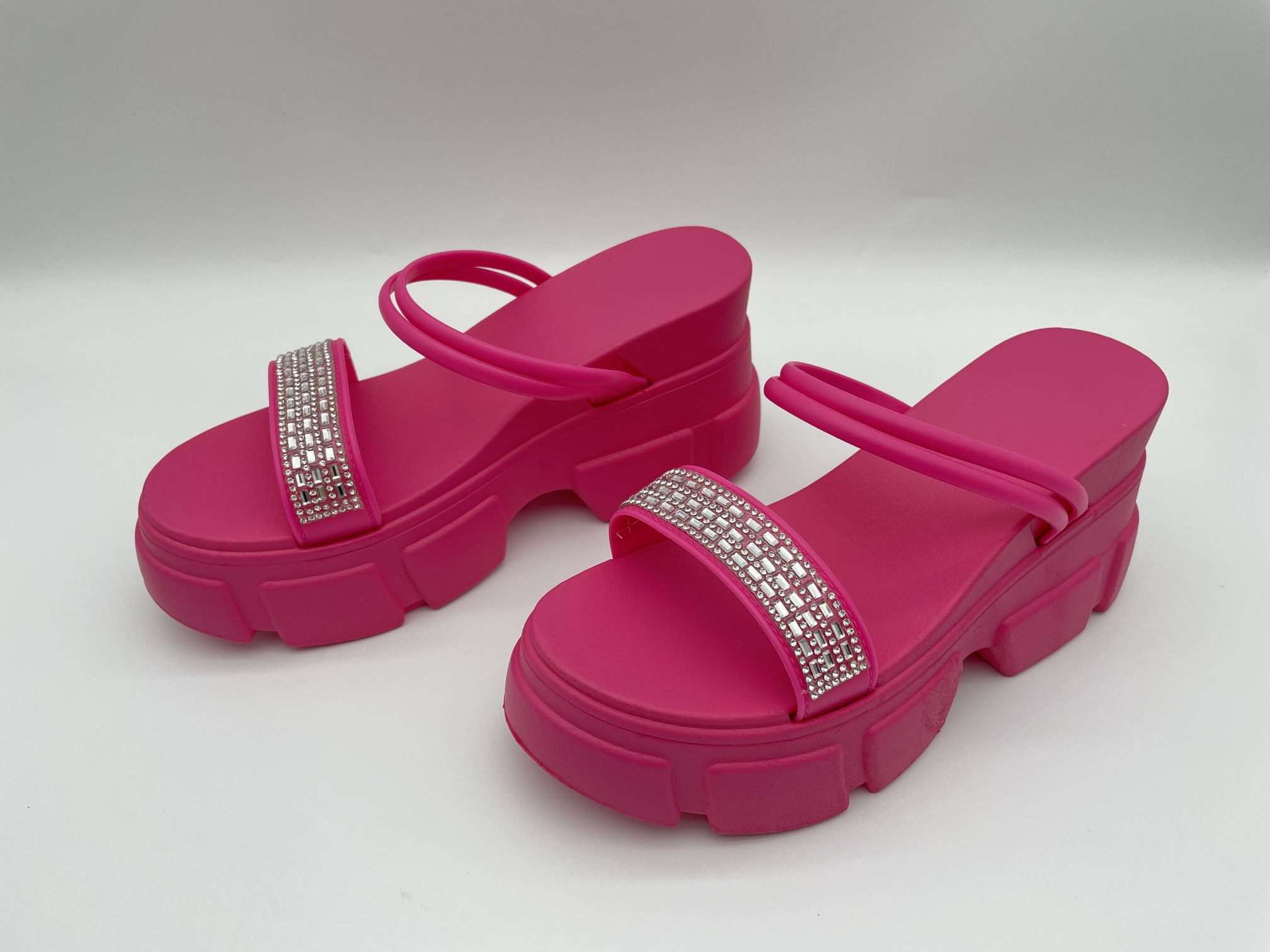 Customized Light Weight Ladies Buckle Woman Fashion Summer Sandals Shoes 