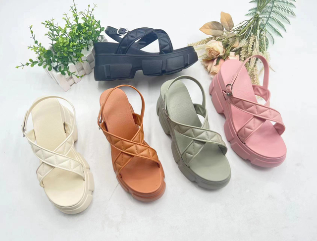 Ladies Casual Footwear Latest Ladies Sandals Designs Outdoor Shoes Elevated Sole Sandals