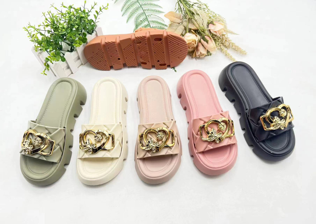 Customized Summer Waterproof EVA Outdoor Designer Women Fashion Casual Sandals 