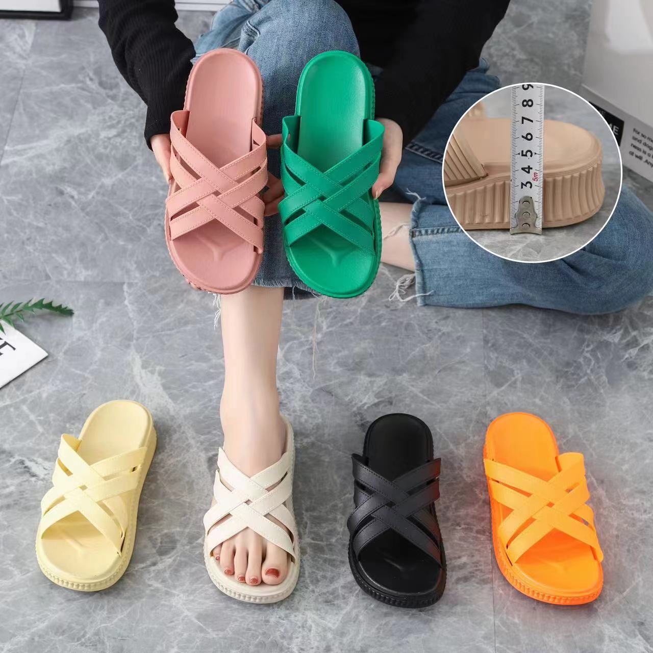 Customized Popular Lady Flat Slipper Sandals Pvc Fashion Slippers