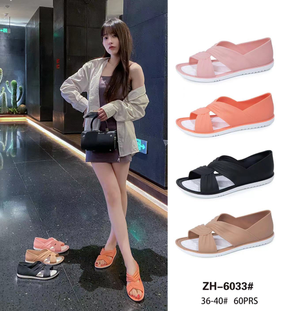Custom EVA Platform Cushioning Nonslip Summer Beach Footwear Women Sandals