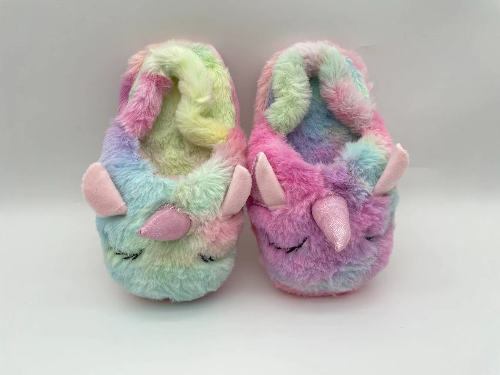 OEM Comfortable Warm Slippers Winter Colorful Plush Fluffy Indoor Soft Fur Slippers 