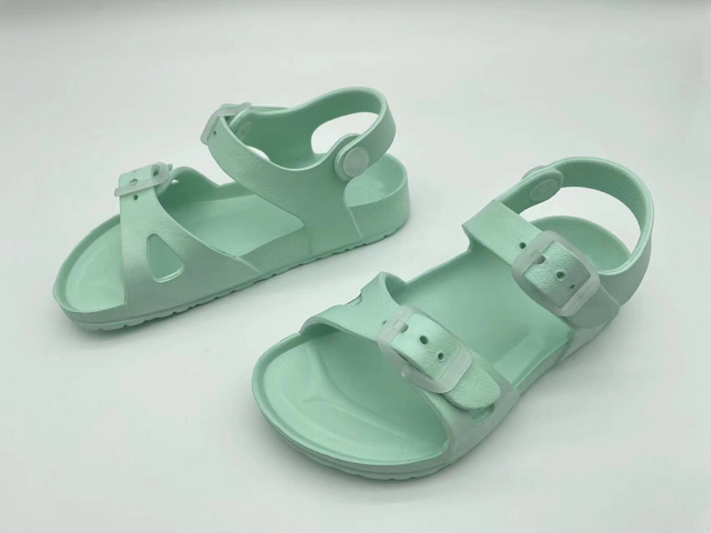 Customized Casual Kids Sandals for Children Non-slip Outdoor Beach Walking Sandal Kids 
