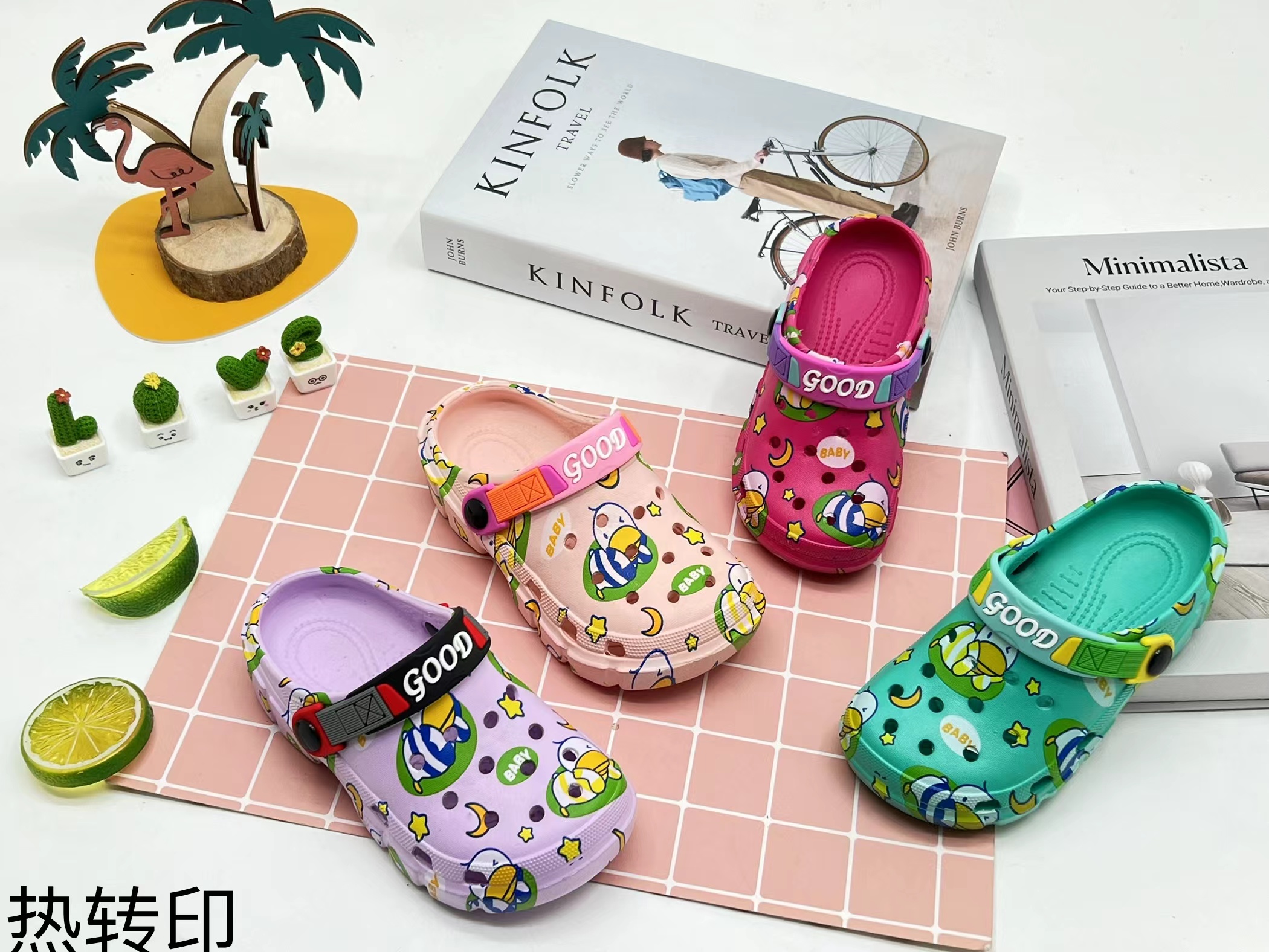 Soft Fashion Anti-Skid Cute Cartoon Outdoor Beach Sandals Garden Clogs