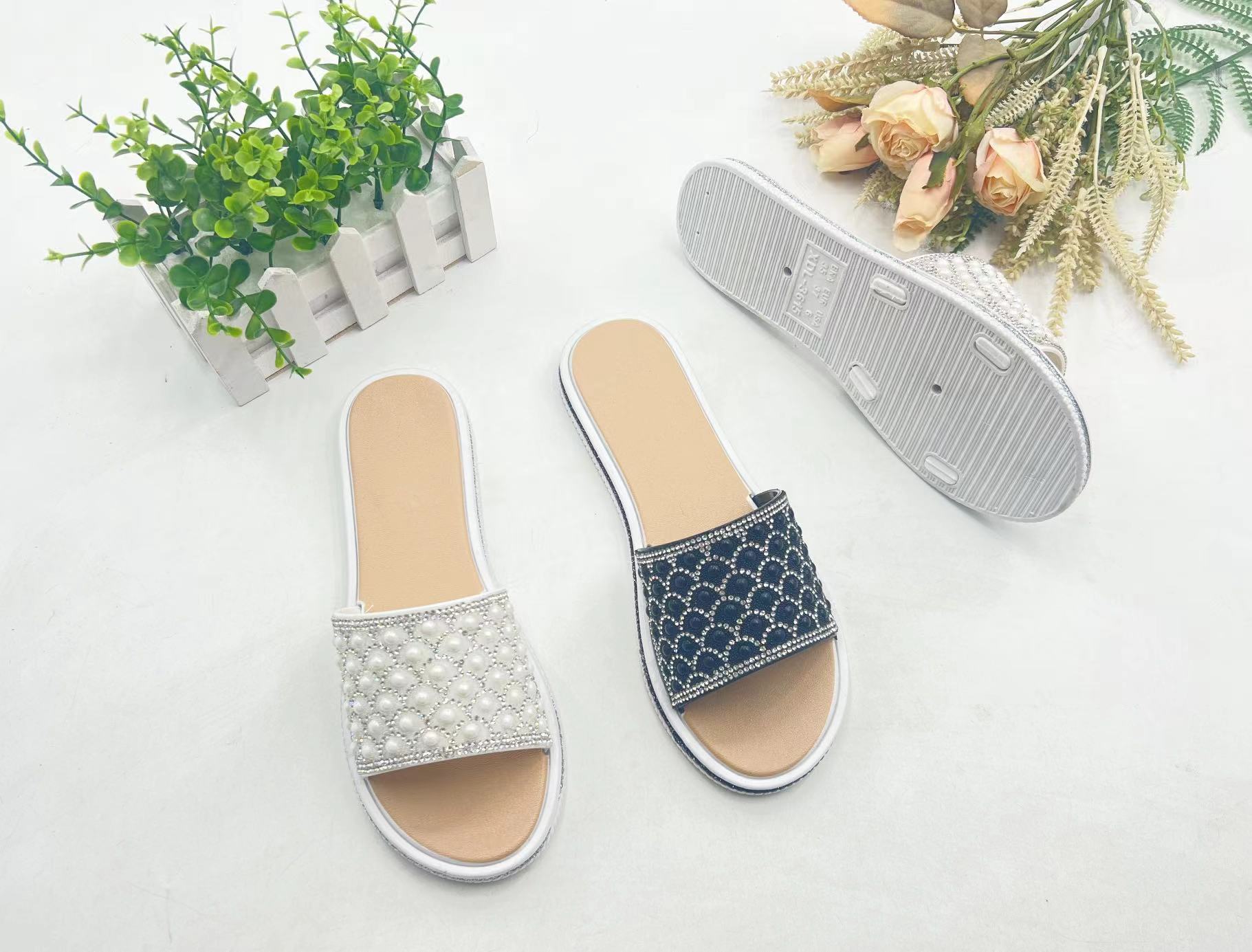 New Slide Beach Soft Sole Flat Sandals PVC Shoes Slippers For Women