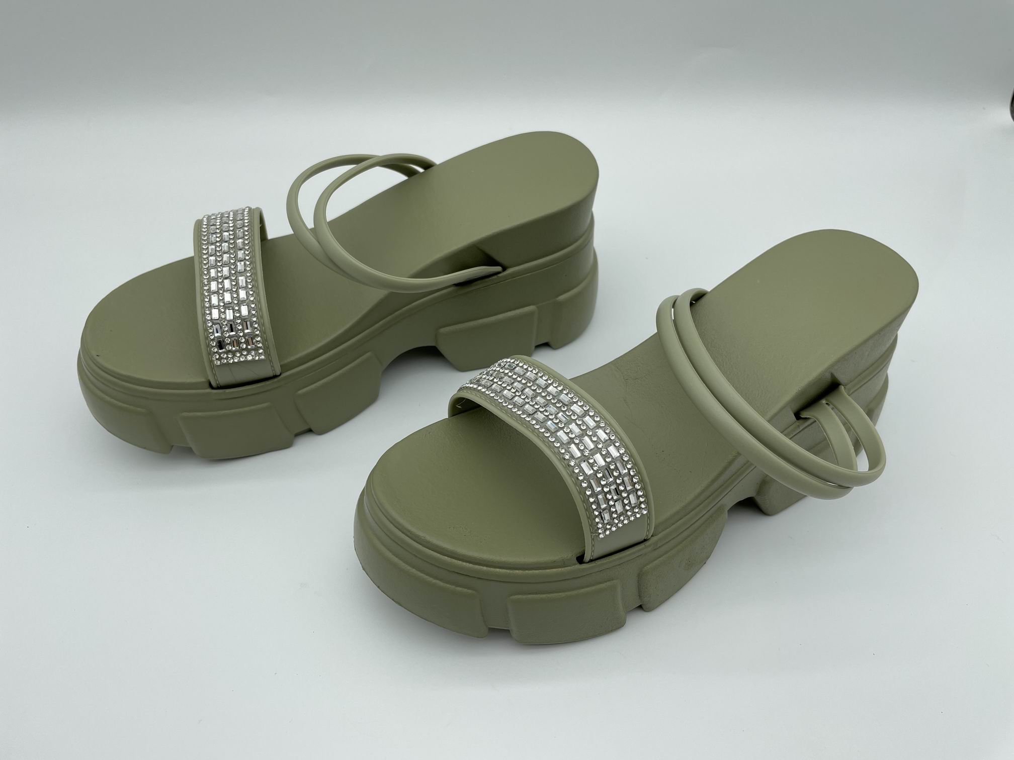 Customized Light Weight Ladies Buckle Woman Fashion Summer Sandals Shoes 