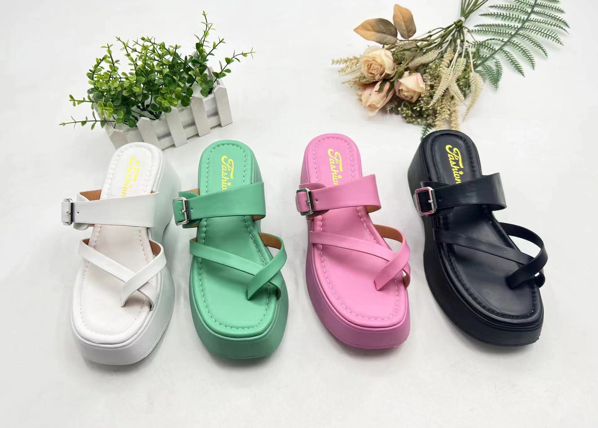 Summer Women Soft Insole Fashion Shoe Casual Outdoor Flat Sandals