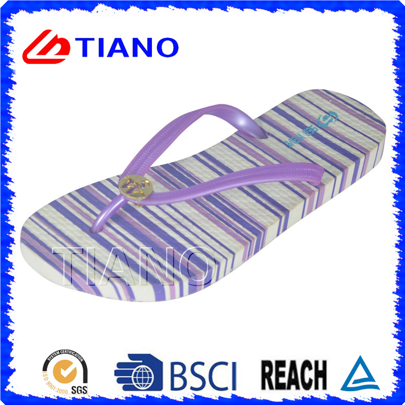 Colorful Summer Outdoor PVC Beach Slipper of Flip Flops for Lady (TNK10006-1)