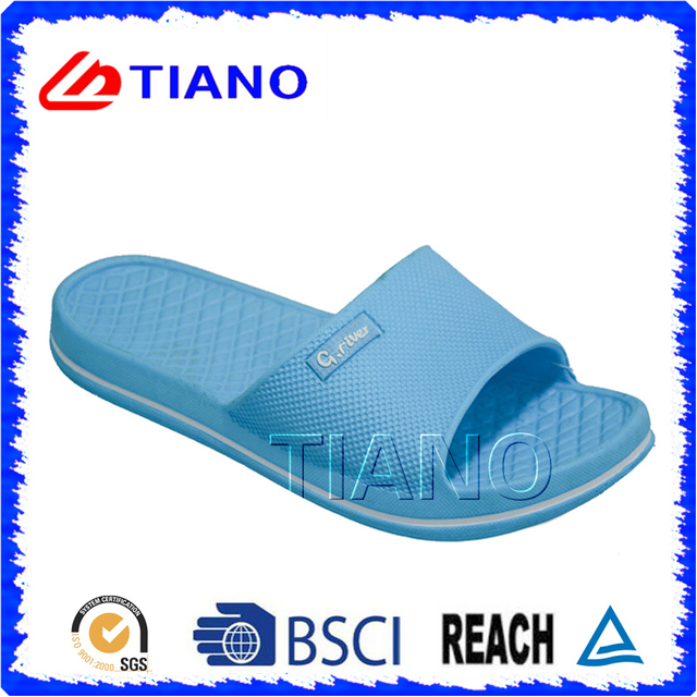 Popular Confortable Slipper with Hand Made Drawing Line (TNK20005)
