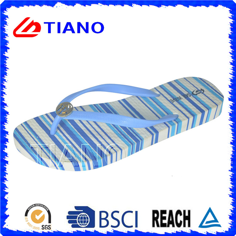 Colorful Summer Outdoor PVC Beach Slipper of Flip Flops for Lady (TNK10006-1)