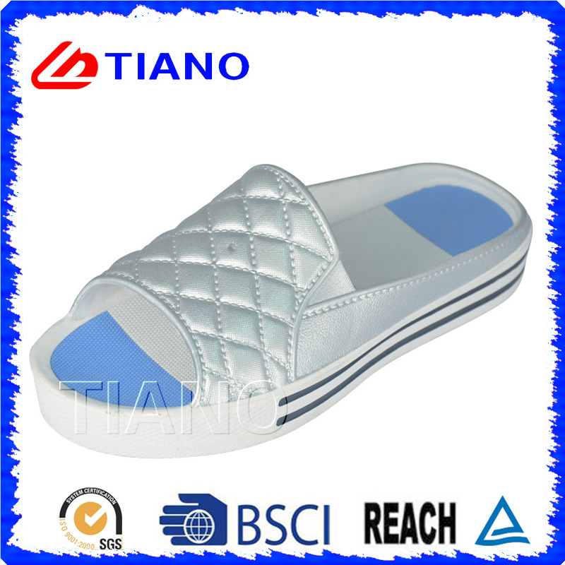 Fashing Comfortable Summer Outdoor Lady Beach Slipper for Casual Walking