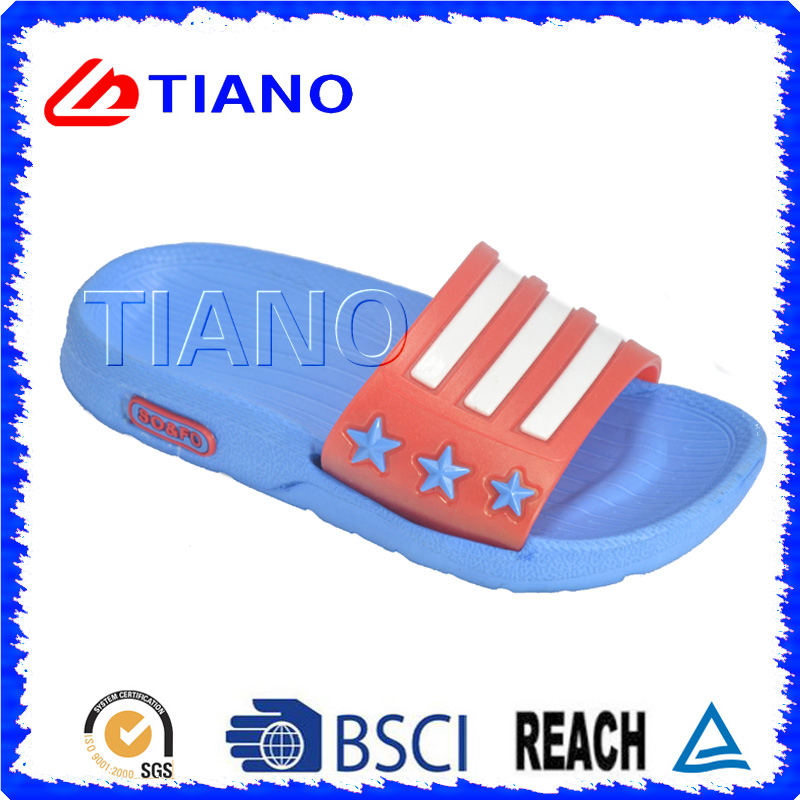 Hot Sale EVA Outdoor Slipper for Children (TNK20024)