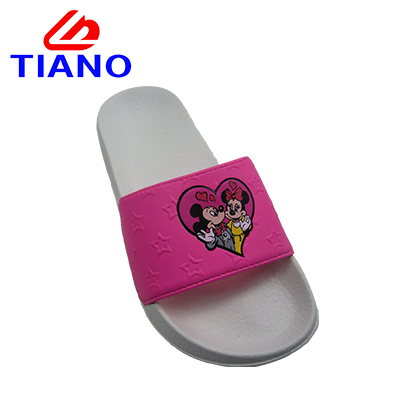  New Style Fashion Cartoon EVA Slipper for Children (TN39875)