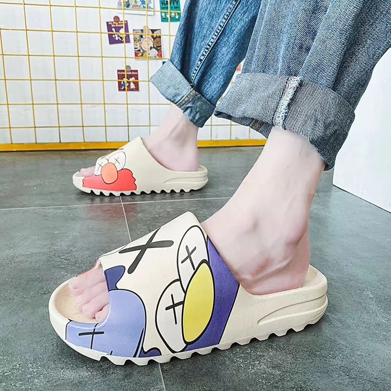 2022 New Summer Indoor Thick Bottom Slippers Lady Slippers Couple Sandal Women Slides Slippers