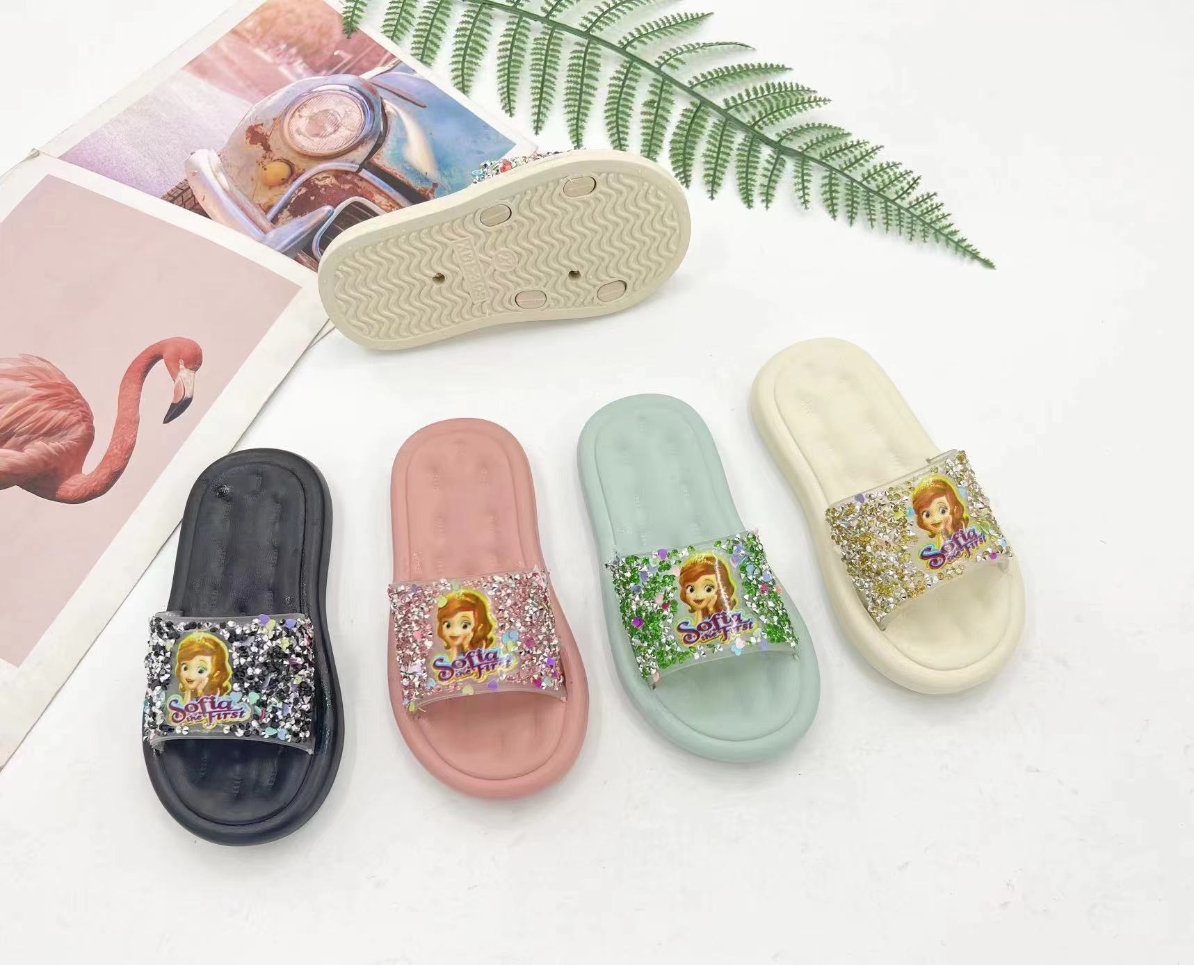 Fashion Design Summer Beach Custom Logo Plastic PVC Kids Boys Girls Children Slides Slippers with Colorful Diamonds 