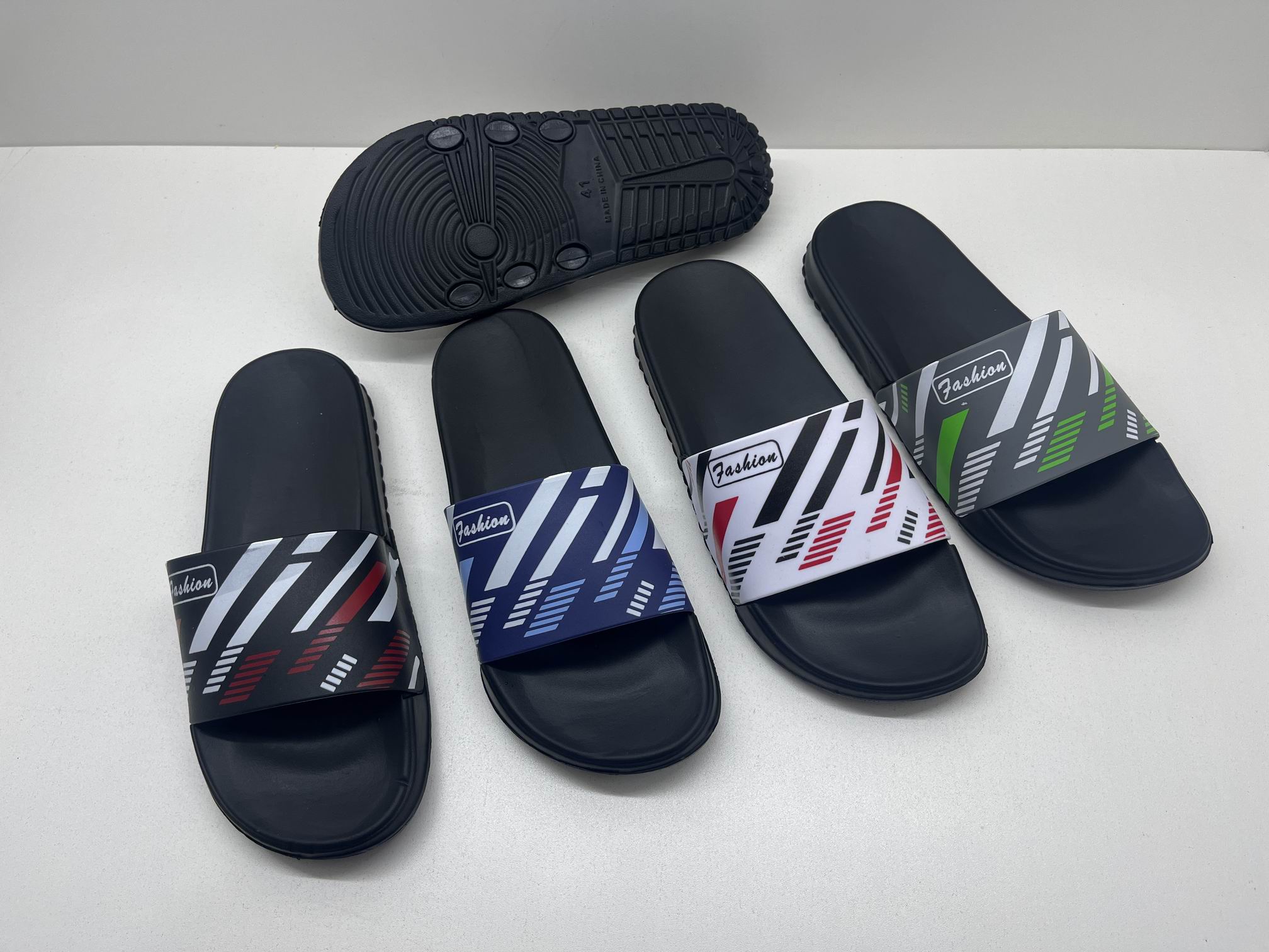 Custom Breathable House Footwear Non Slip Bathroom Slide Slippers for Men