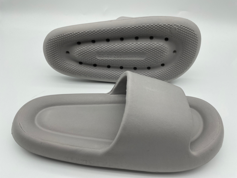 Summer Slippers Non-Slip EVA Bathroom Grey Soft Bottomed Men Slipper