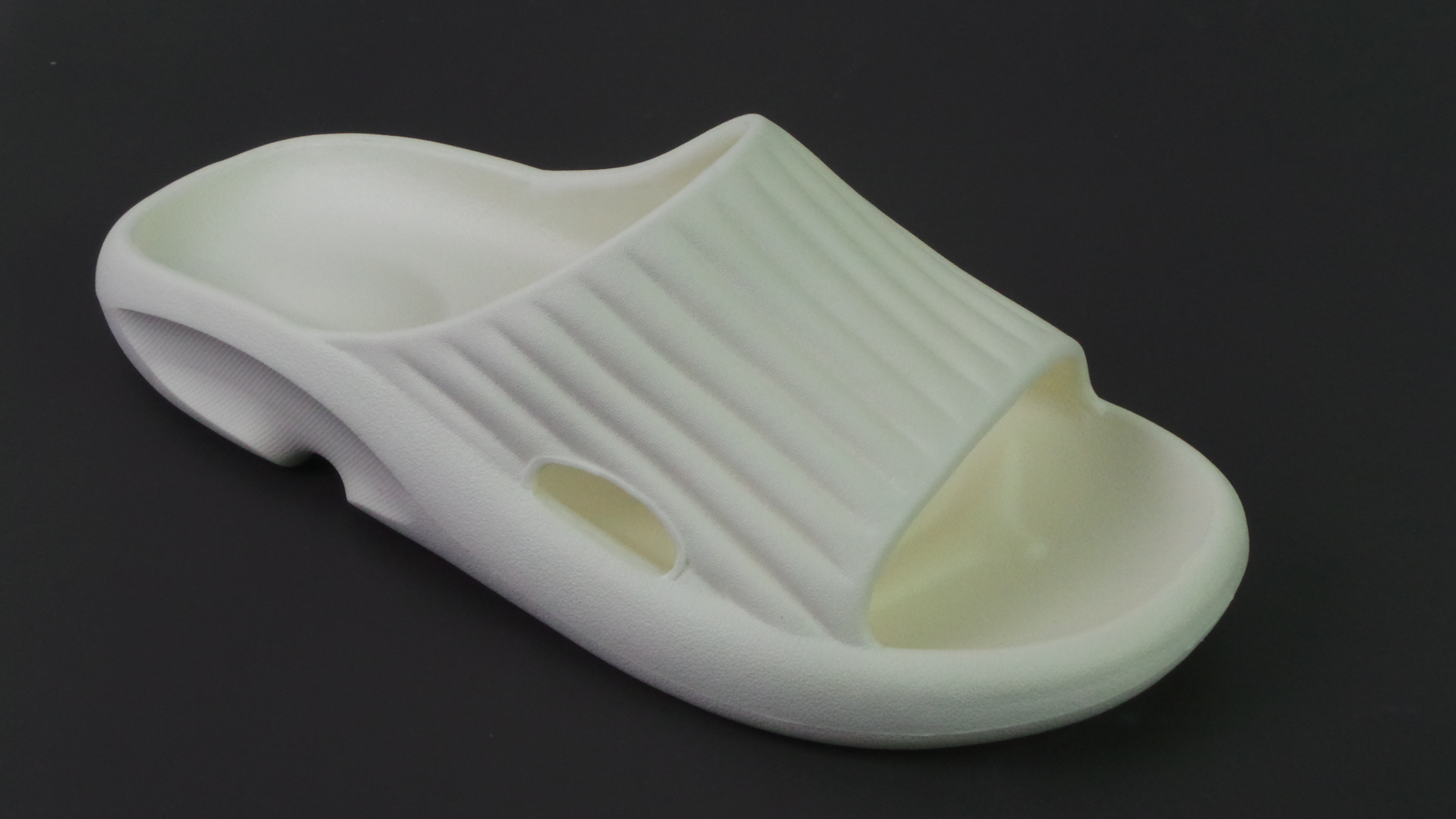 EVA Summer Fashion Bathroom White Slippers Shoes Beach Slippers for Women