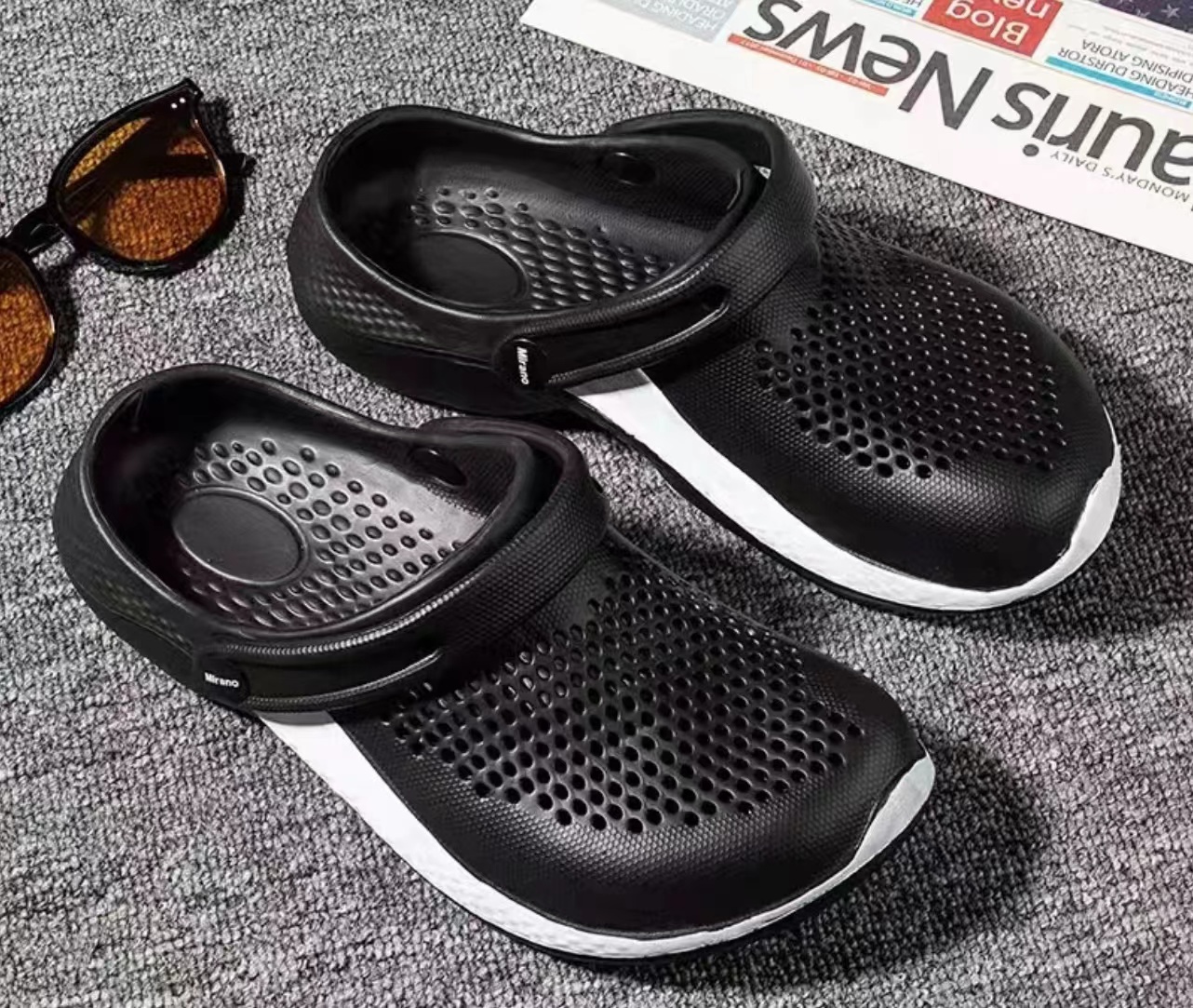 OEM Summer Lightweight Comfort Men Hole Slippers Shoes EVA Garden Clogs