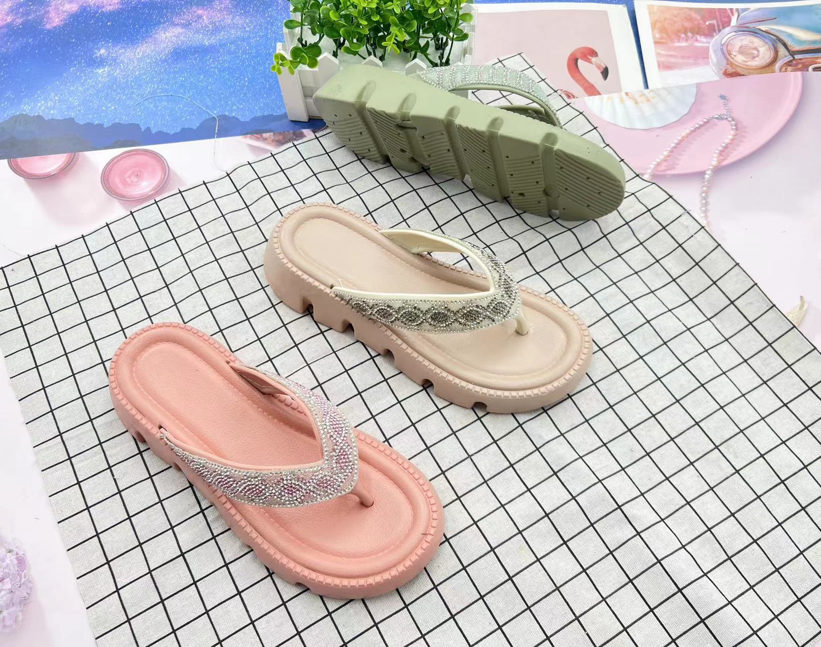 Fashion Trend Waterproof Dress Sandals PVC Ladies Flip Flop Beach Slippers 