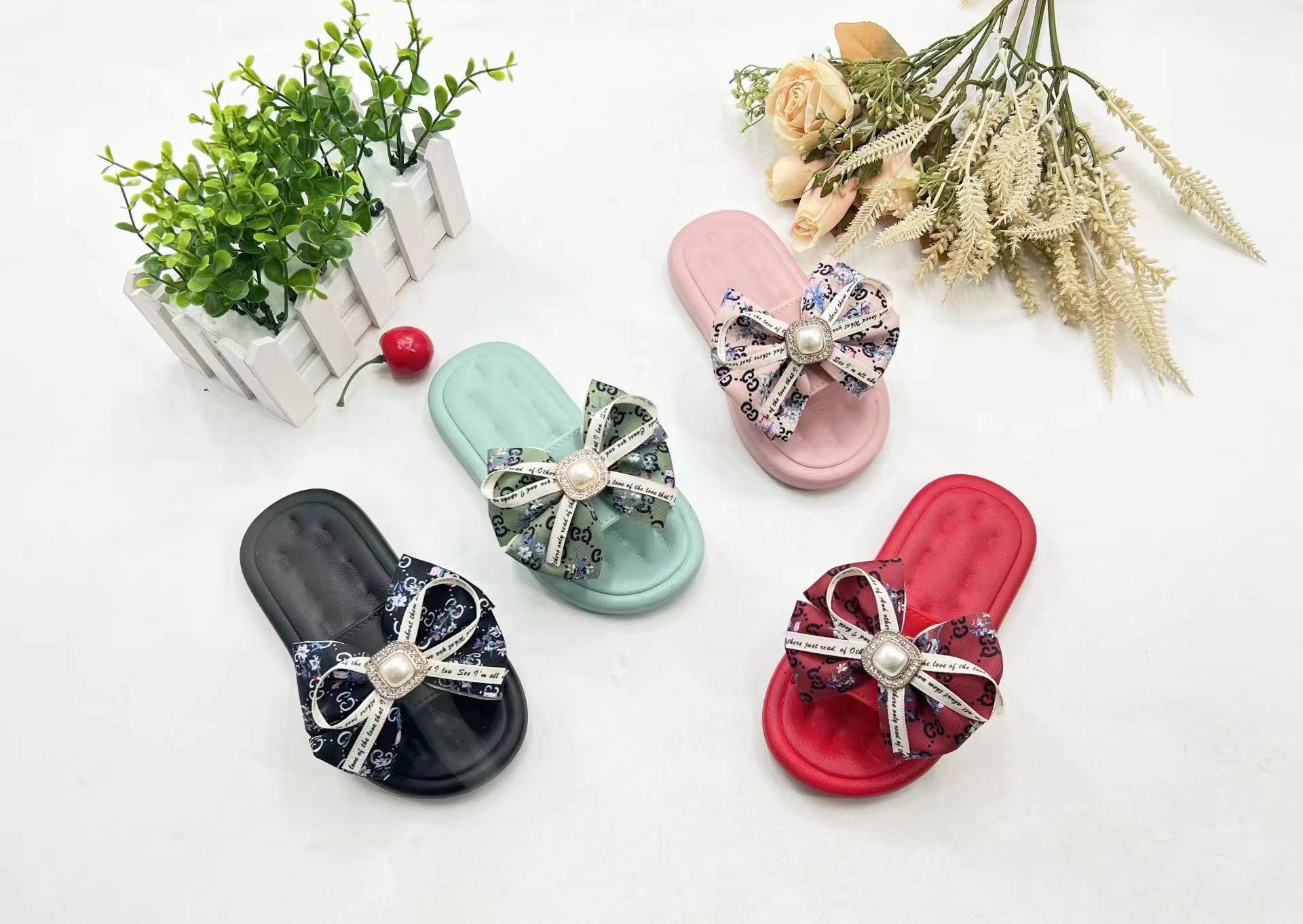 Personalized Woman Fashion Design Casual Slipper Shoes Lady Bathroom PVC Slipper