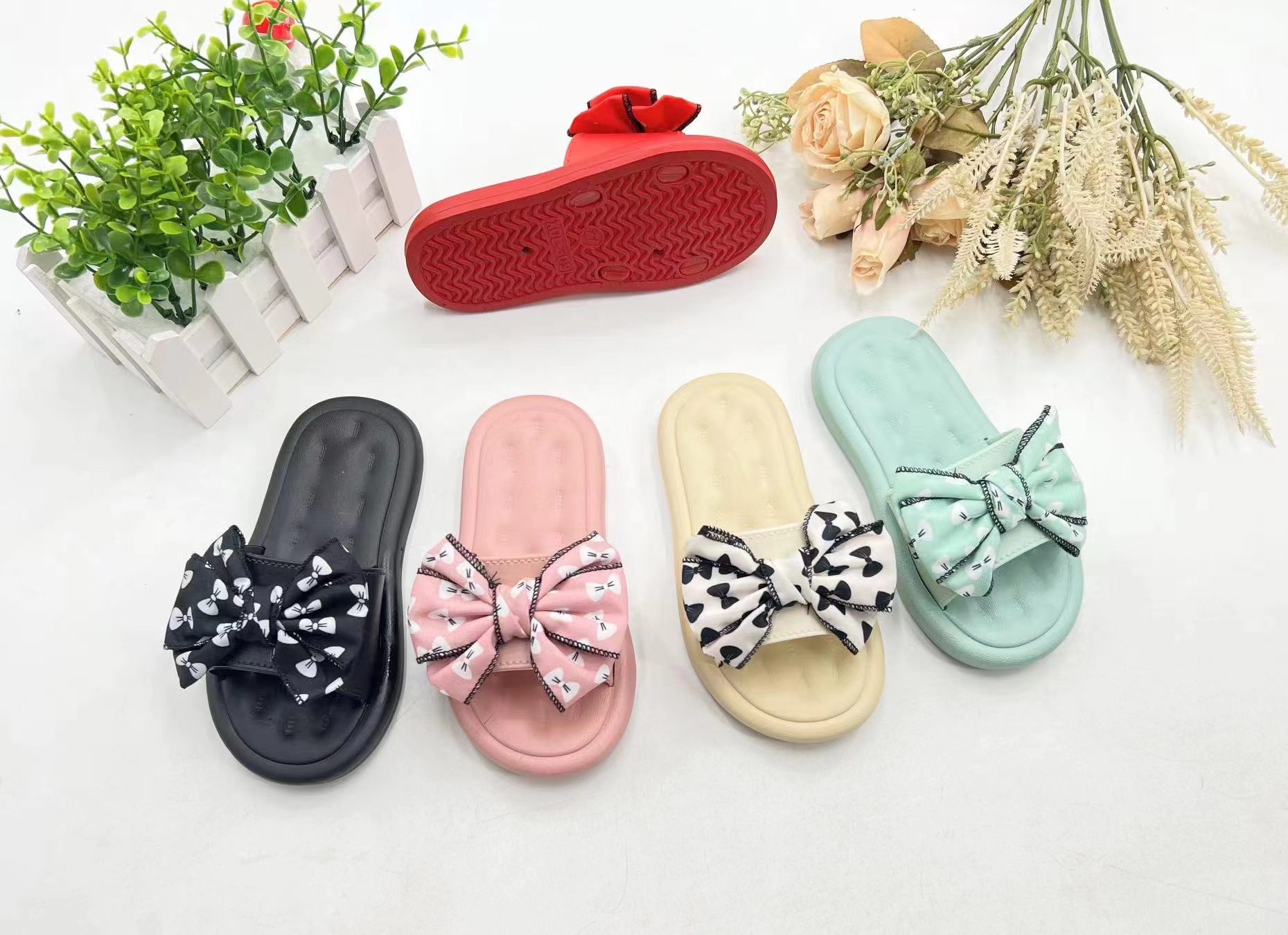 Custom Summer Beach PVC Slipper Shoes Women Anti Slip Indoor Slipper