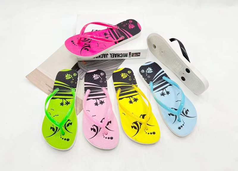 Summer Beach Outdoor Flip Flops Multicolor PVC Ladies Slippers Flip Flops