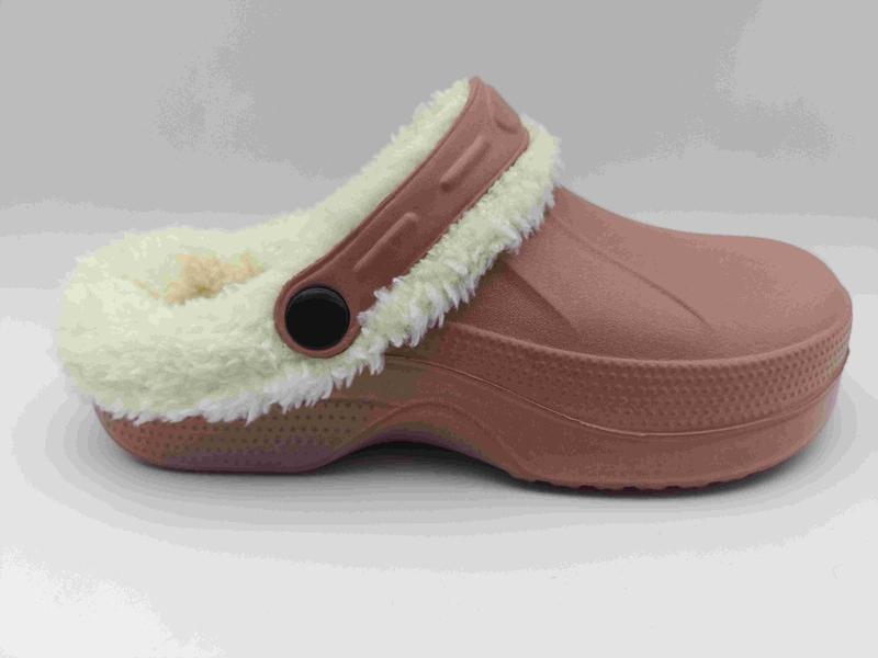 Customized Design EVA Winter Warm Clog with Fur Lining Garden Clogs