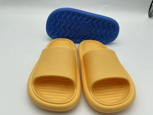 OEM Summer EVA Slippers Flat Non-Slip Soft Indoor Home Slippers