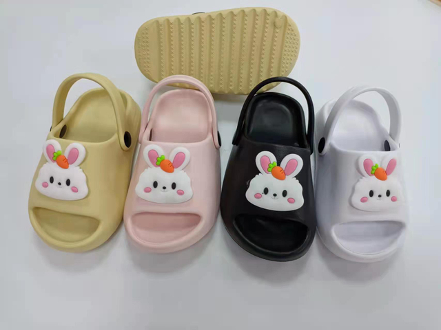 Summer Boys And Girls Baby Indoor Family Non-slip Soft Sole Sandals Cute Cartoon Children Beach Slippers