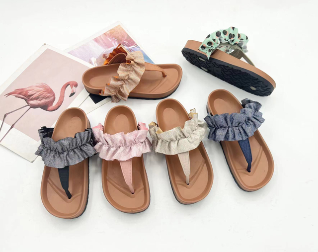 Summer Fashion Casual Outdoor Luxury Flip Flops Slides Comfortable Flat Beach Women Slides Sandals