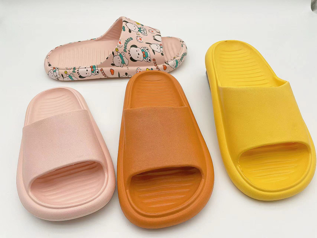 Customized EVA House Slipper Comfortable Women Summer Beach Sandals Woman Slipper