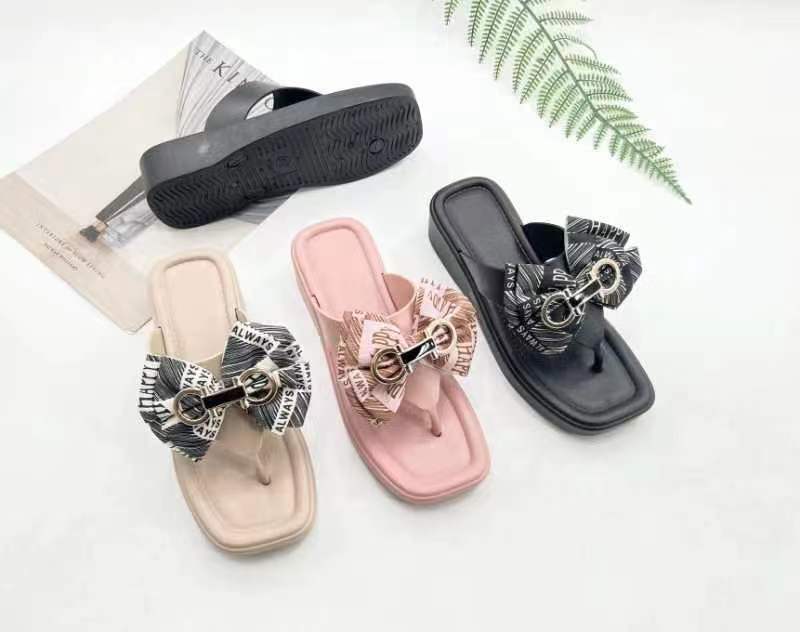 Summer beach Waterproof Breathable PVC women slipper Anti slip Casual slipper