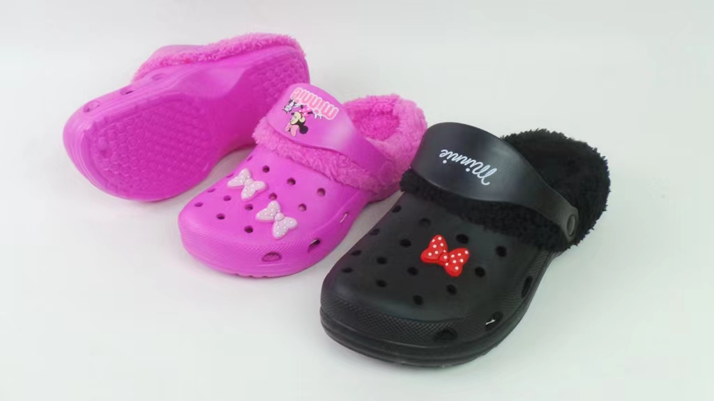 Winter Thick Soled Clogs Shoes Plush Kid Fashion Shoes EVA Clogs