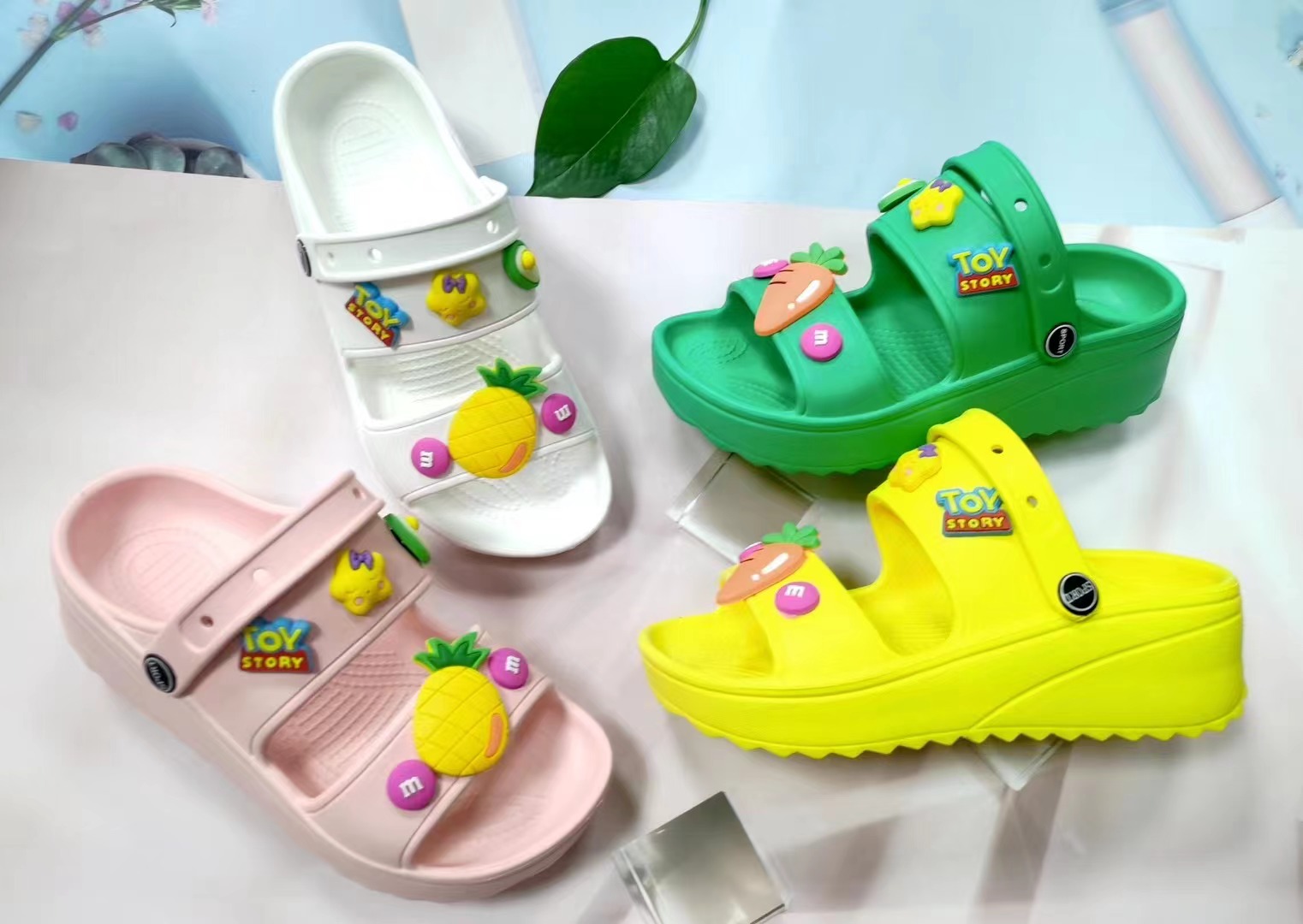 Customized Home Summer Anti-slip Sandals Shoes EVA Waterproof Breathable Lady Sandals