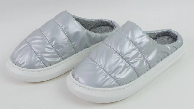 Custom Plush Lining Warm Waterproof Non-slip Outdoor Winter Cotton Slippers