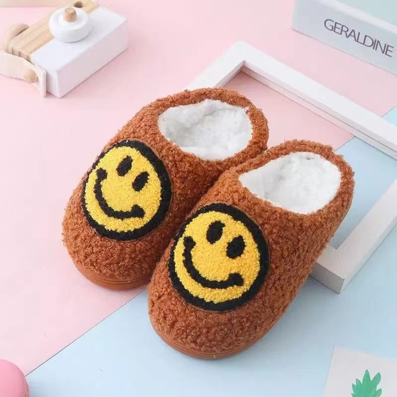 2022 Cute Smile Face Pattern Ladies Winter Indoor Flat Warm Happy Face House Slippers