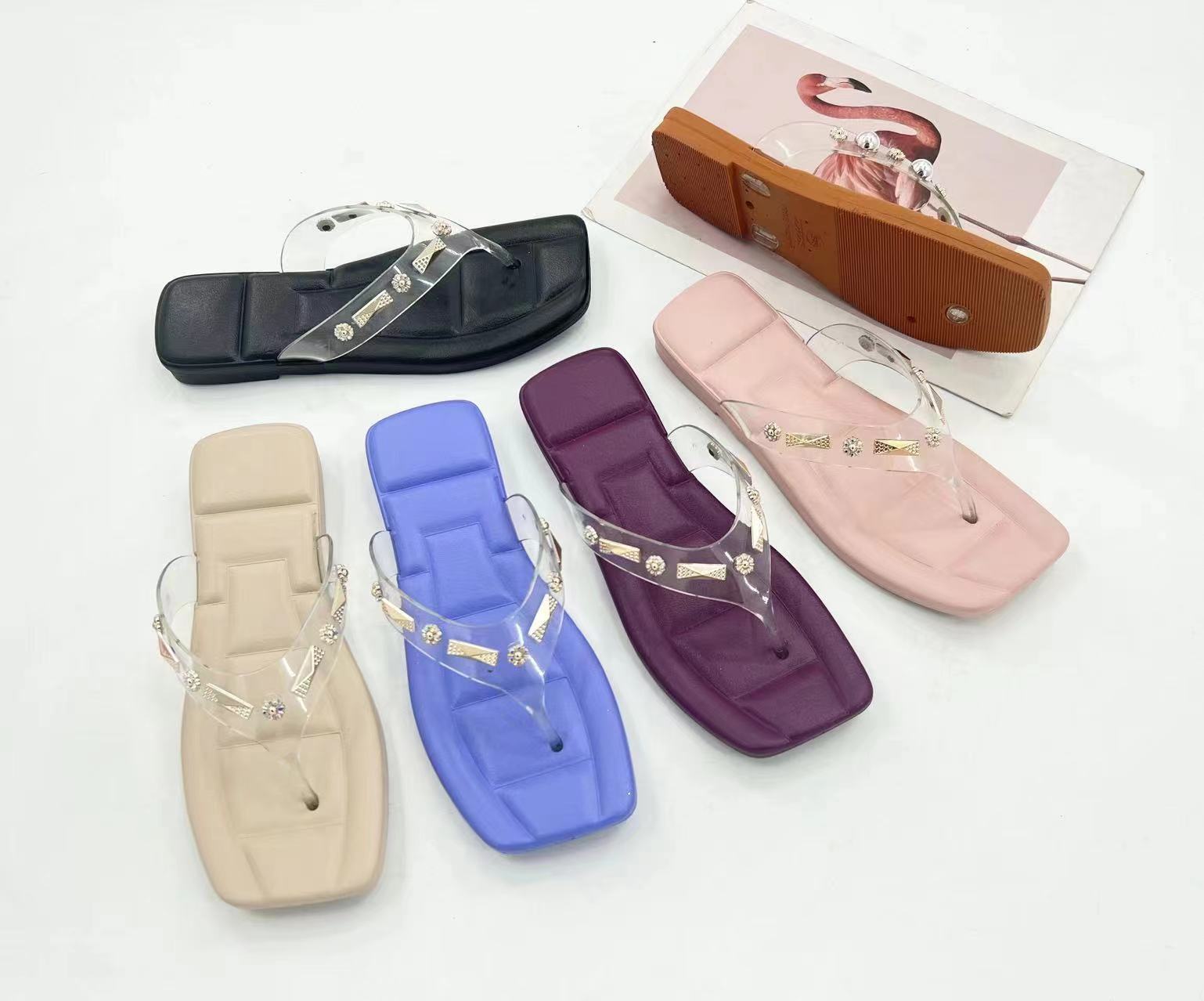 Factory Wholesale Designer Casual Ladies Shoes Outdoor Beach Soft Sole Flip Flops Slippers