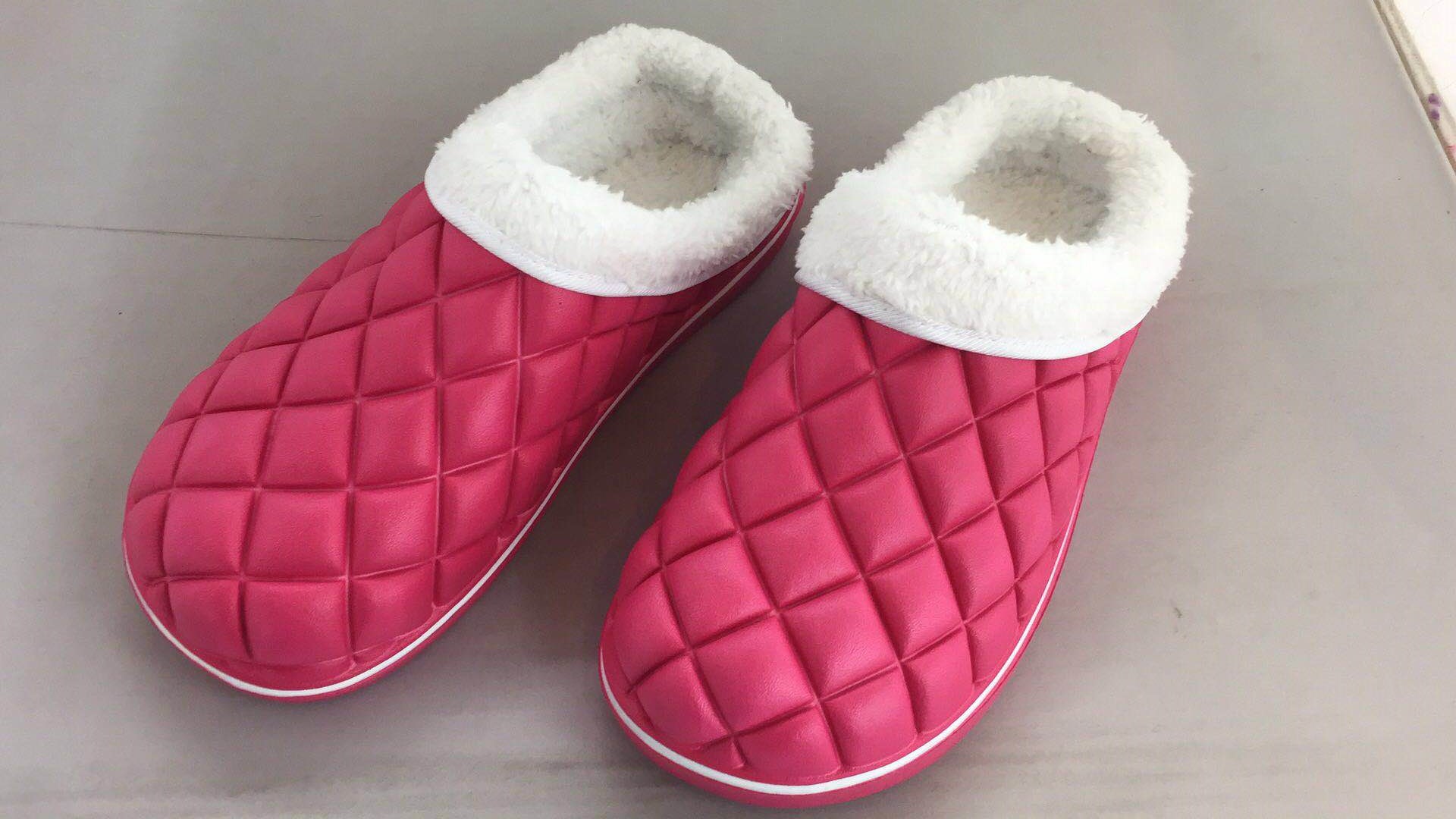 Comfortable Indoor Outdoor Light Weight Anti Slip Winter Warm Slippers for Men