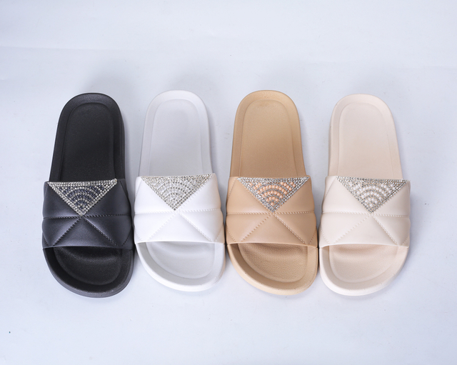  Customized PVC Sole Women Shower Room Slippers
