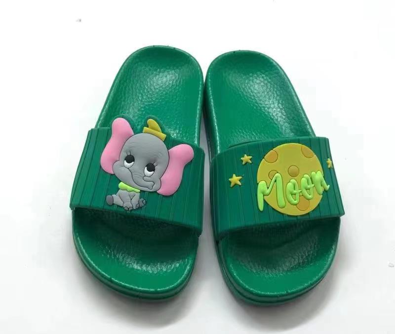 Customized Cartoon Fashion PVC Upper Soft Kids Slipper