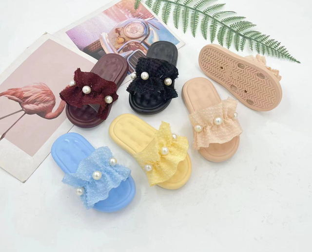 New Hot Sale Kids Shoes Fashion Trend Cheap Comfortable Slippers For Girls Outdoor Footwear with Pearl Accessories